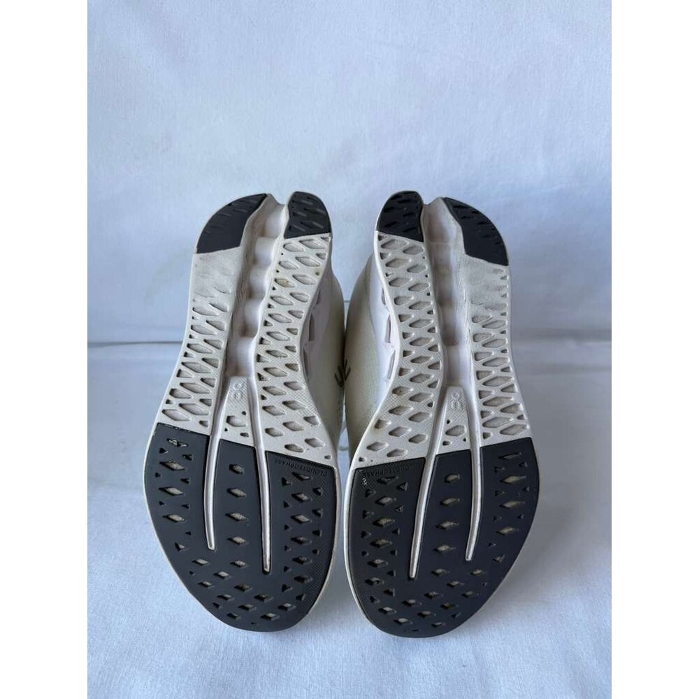 On Cloudsurfer Running Shoes Women's US 6 White Athletic Sneakers - Picture 6 of 9